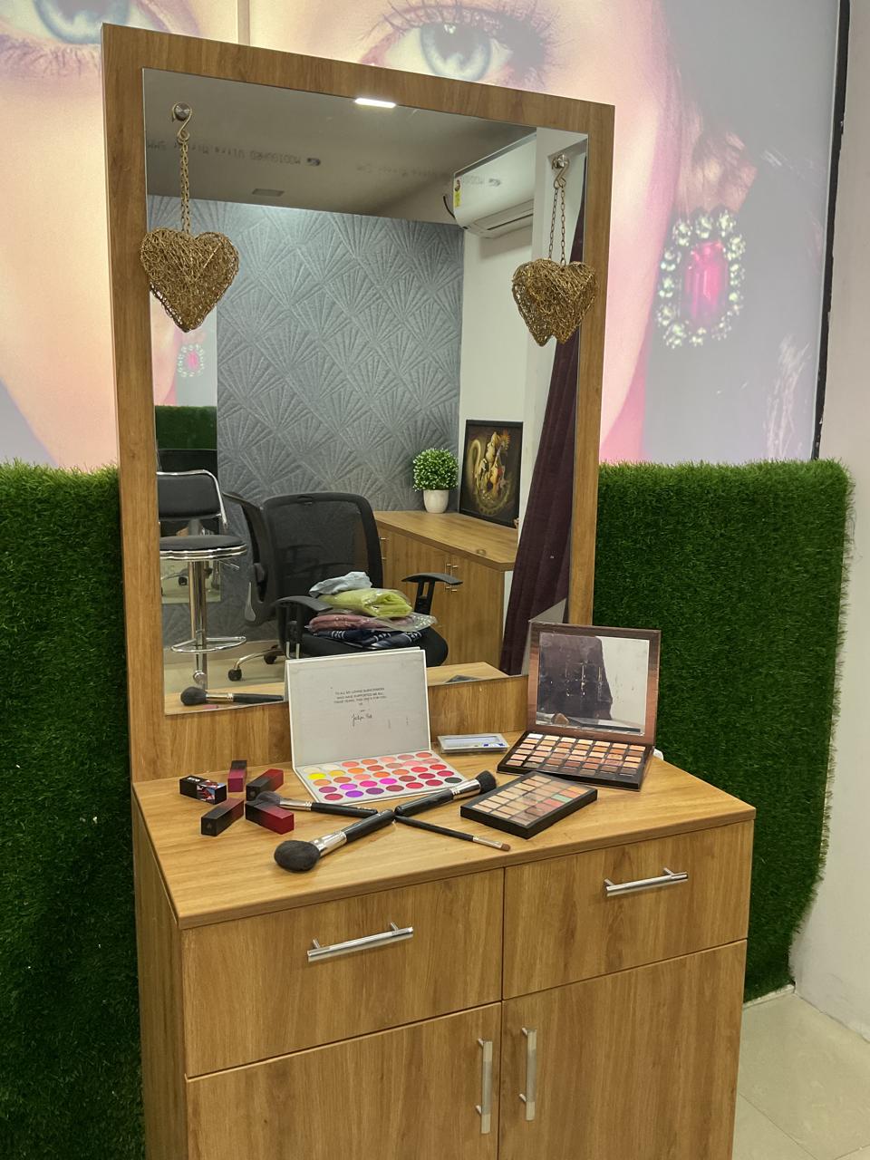 Luxury Salon Interior